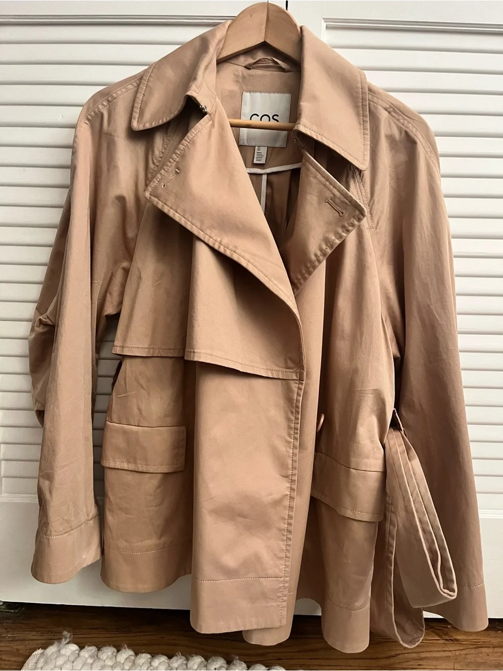 Belted short trench by COS - Picture 4 of 12